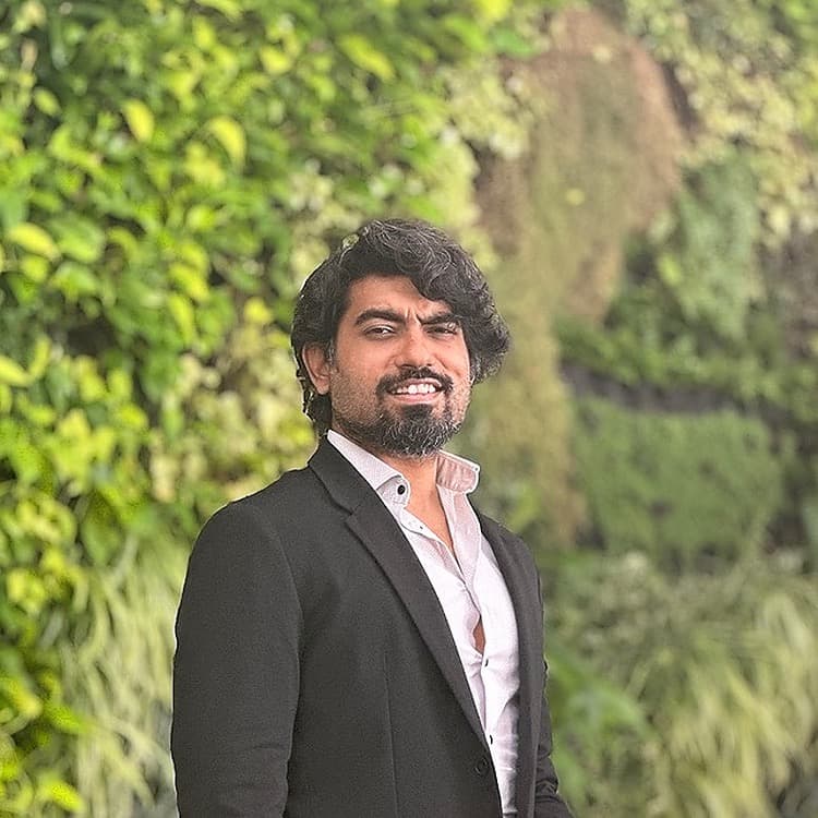 Amit Badlani